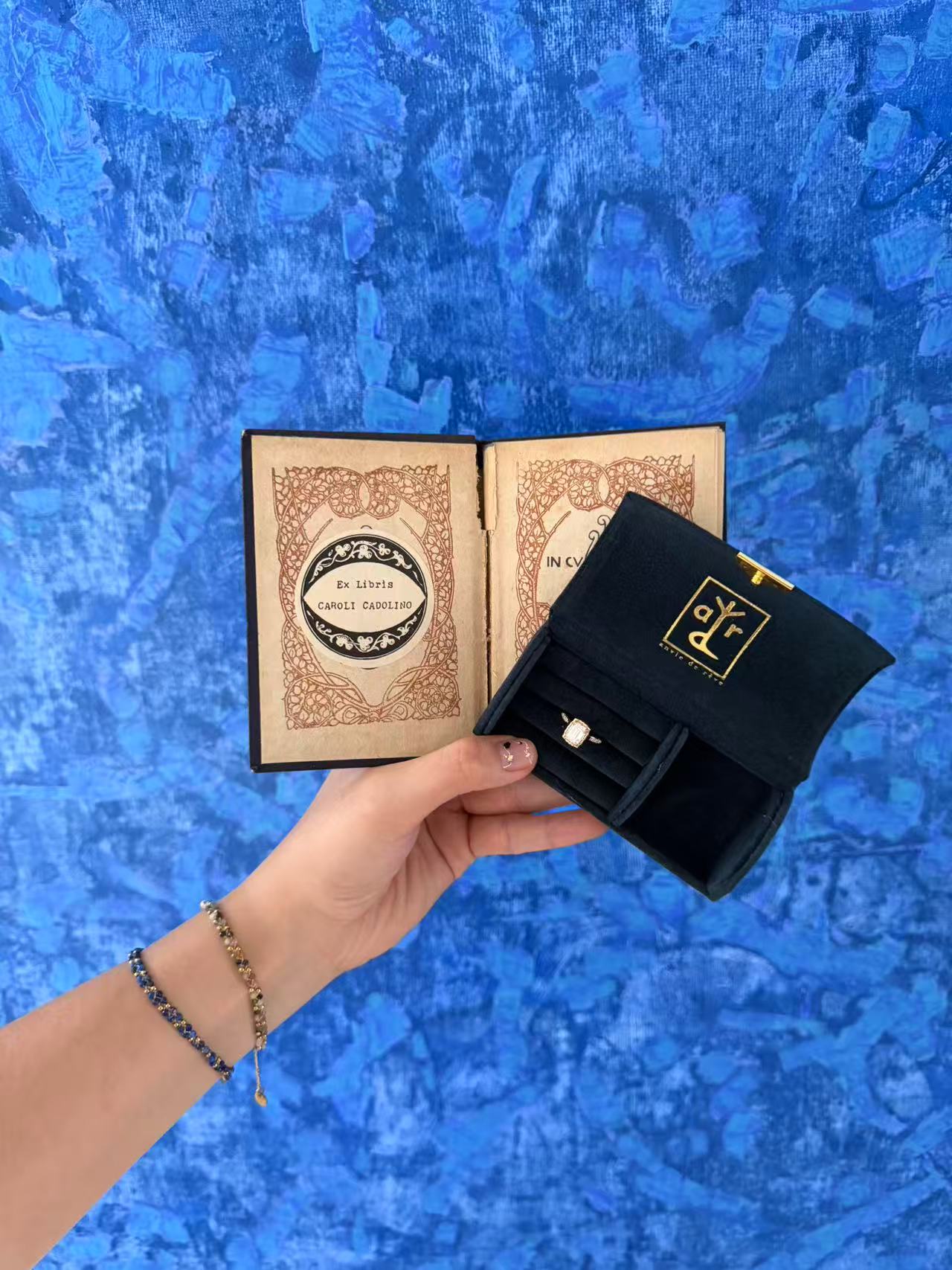 Campagna · Jewelry Box