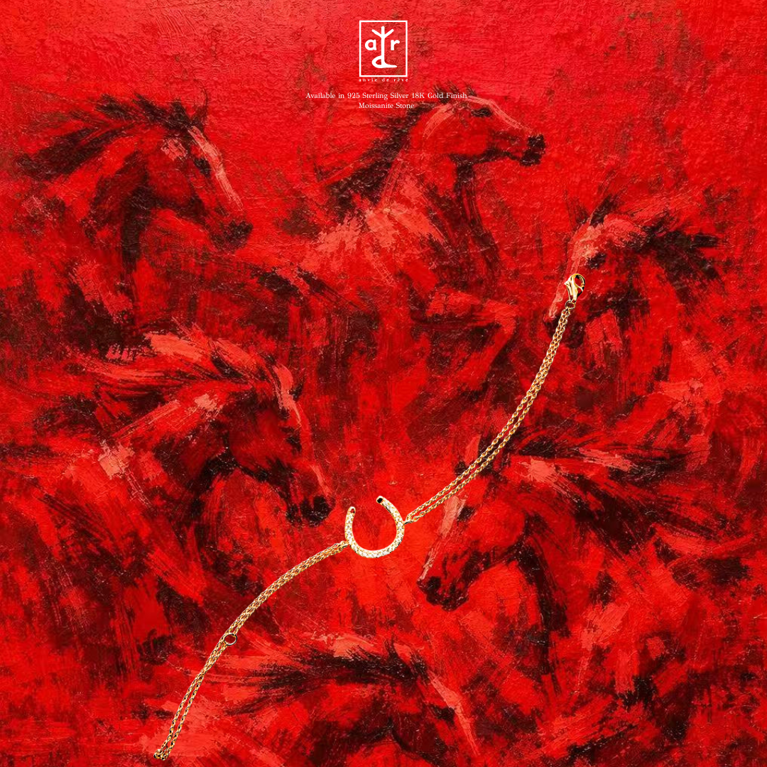 Chance de Reve  · Gold Bracelet