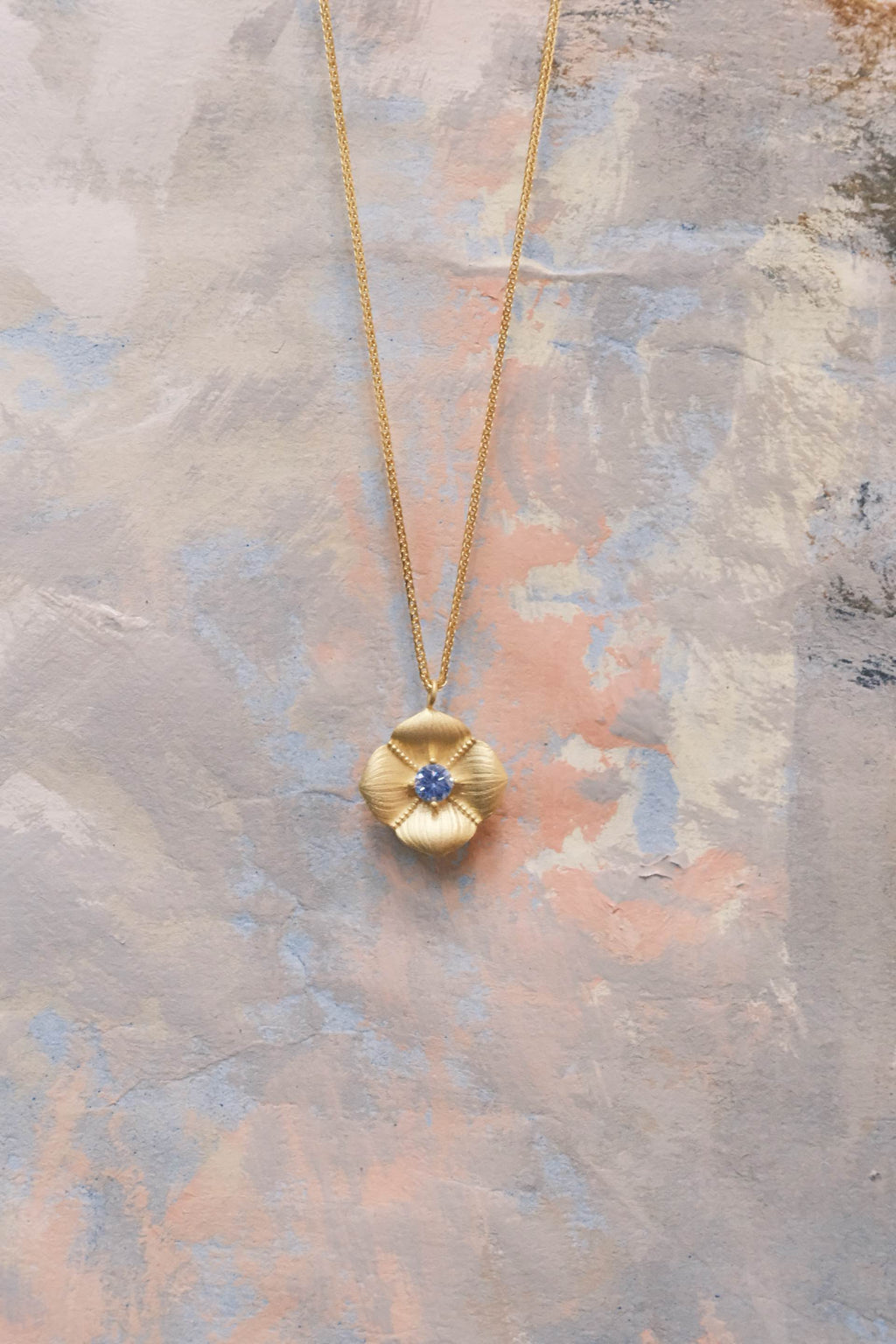 Fleur de Reve · Gold Necklace