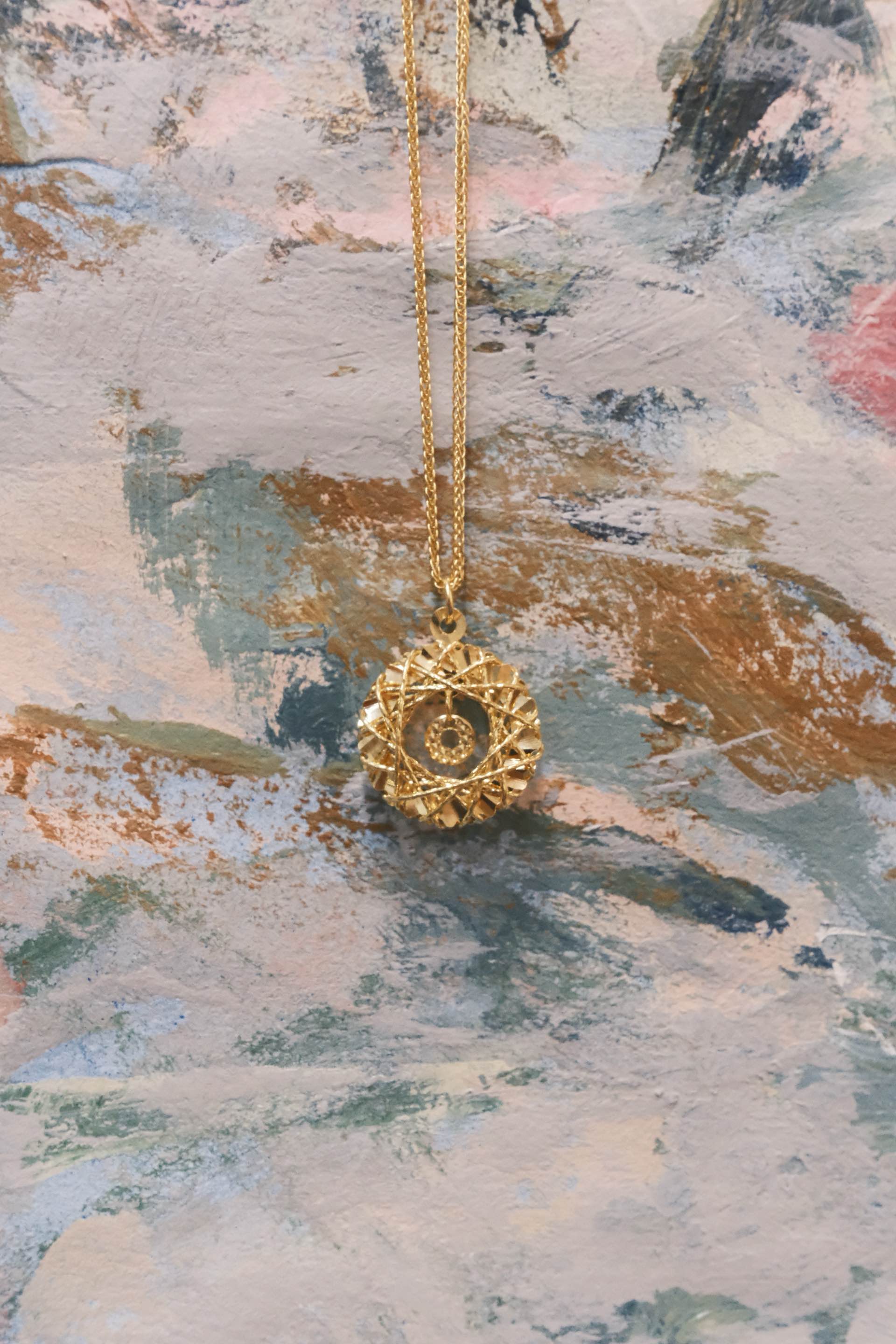 Tourbillon de Reve · Gold Necklace