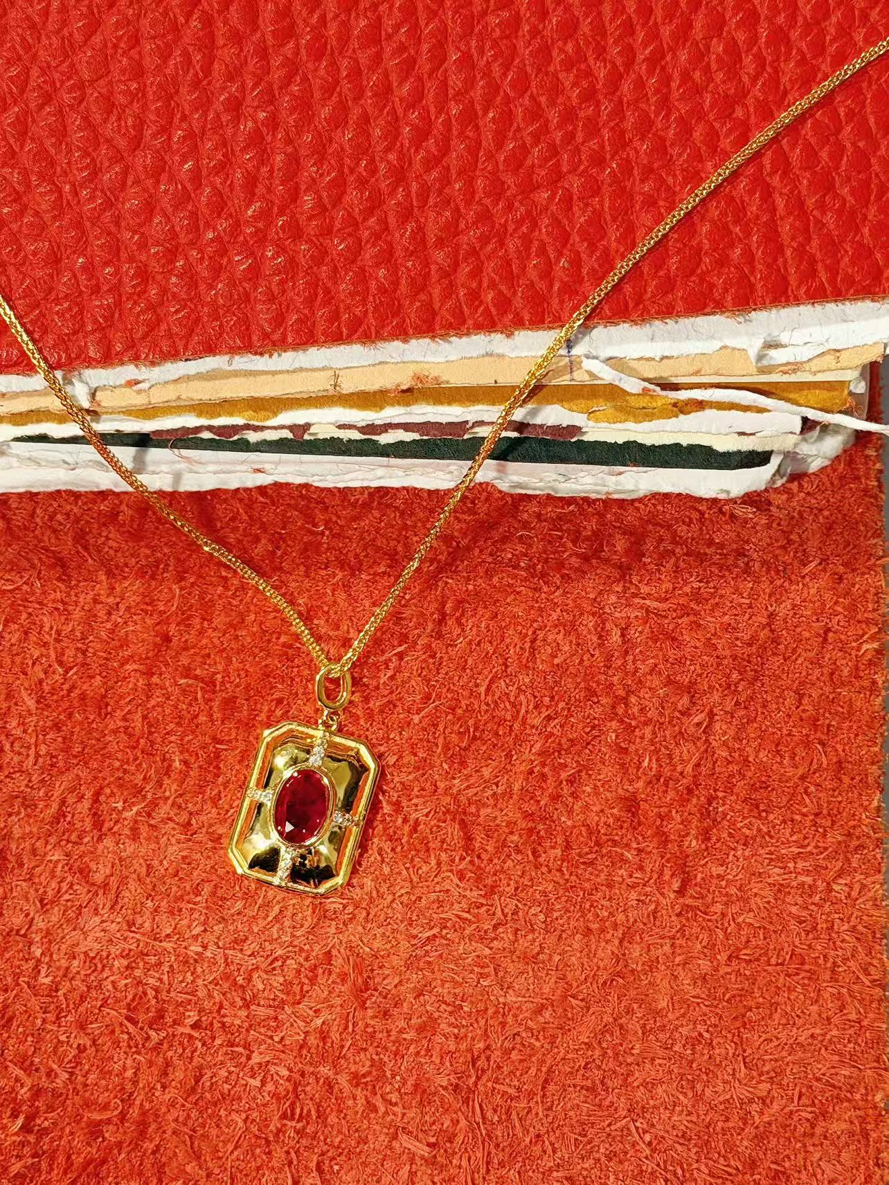 Coeur de Reve · Gold Necklace