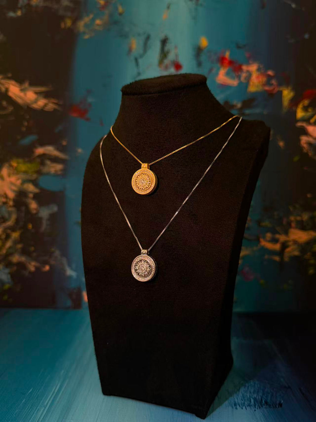 Roue de Reve · Gold Necklace