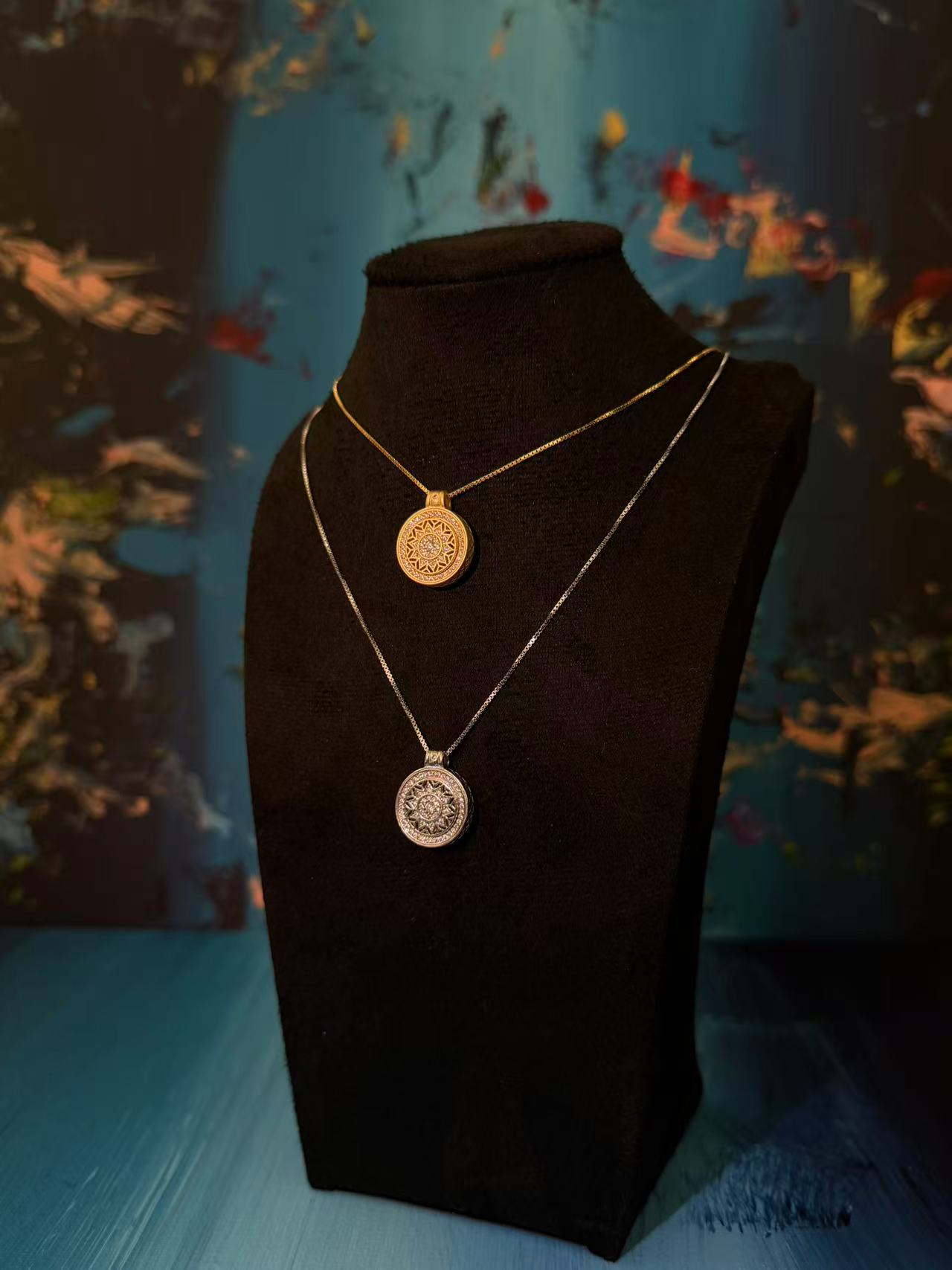 Roue de Reve · Gold Necklace