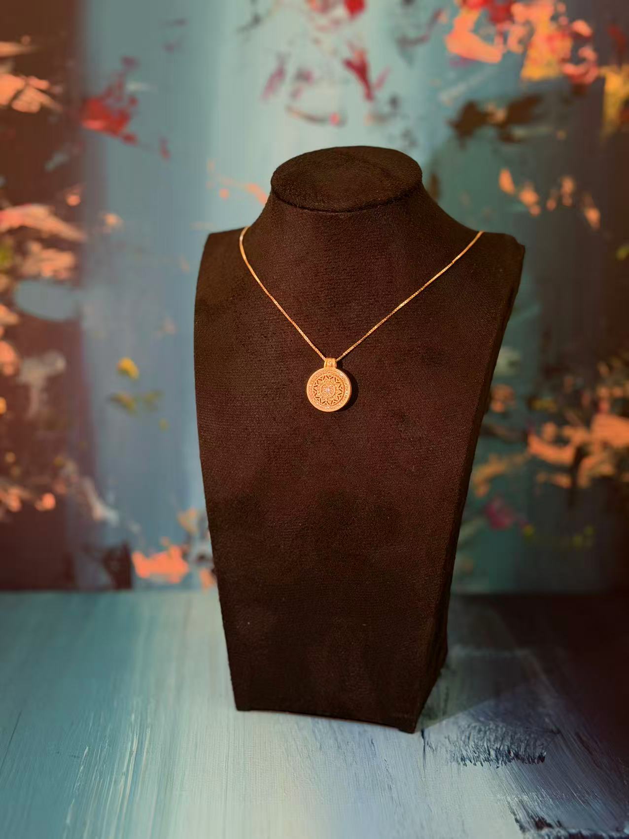 Roue de Reve · Gold Necklace
