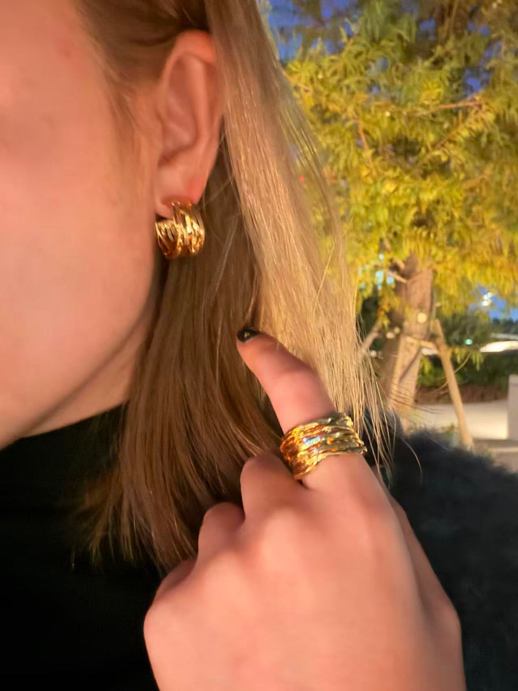 Ondes de Reve · Gold Earrings & Ring