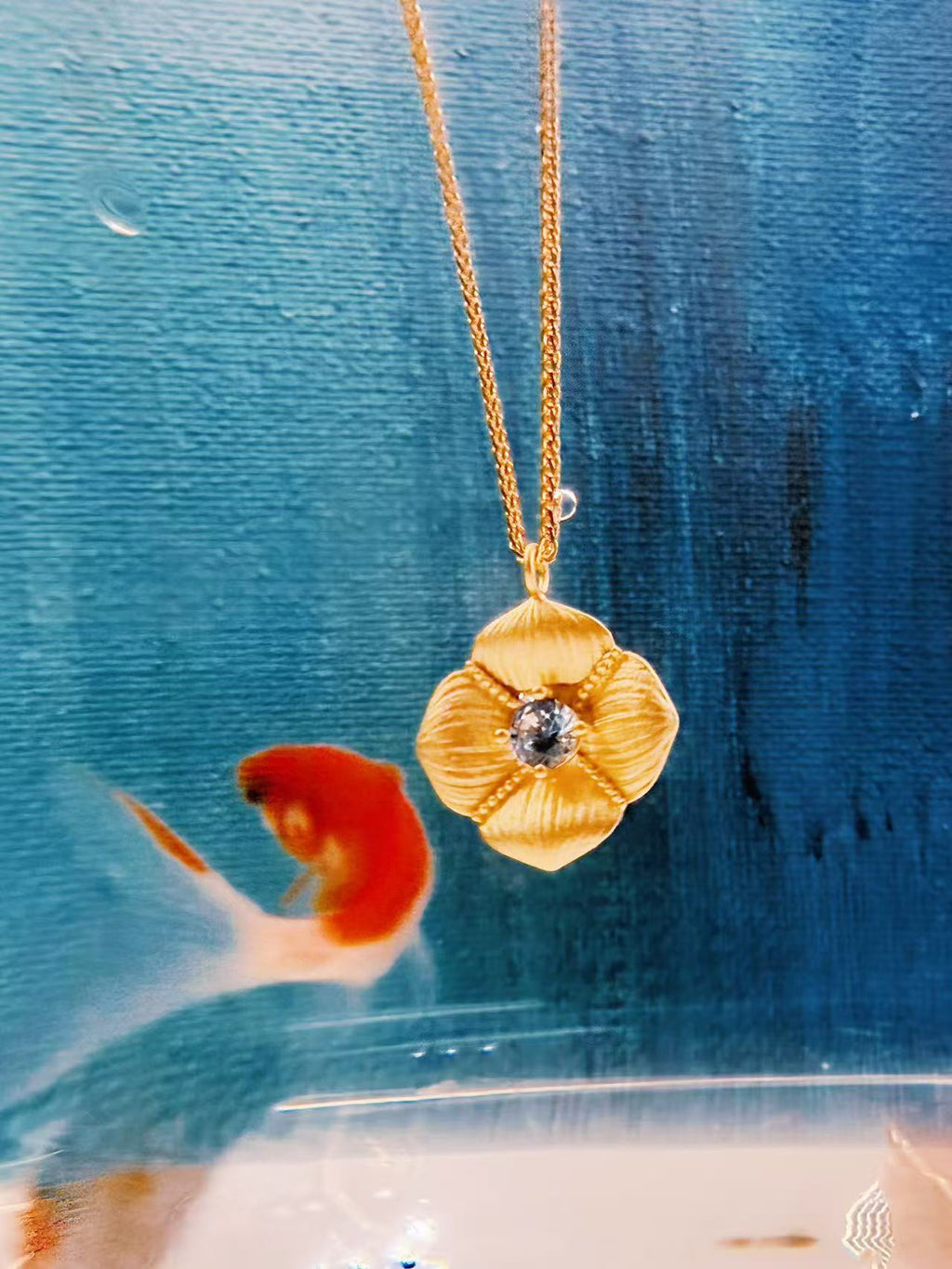 Fleur de Reve · Gold Necklace