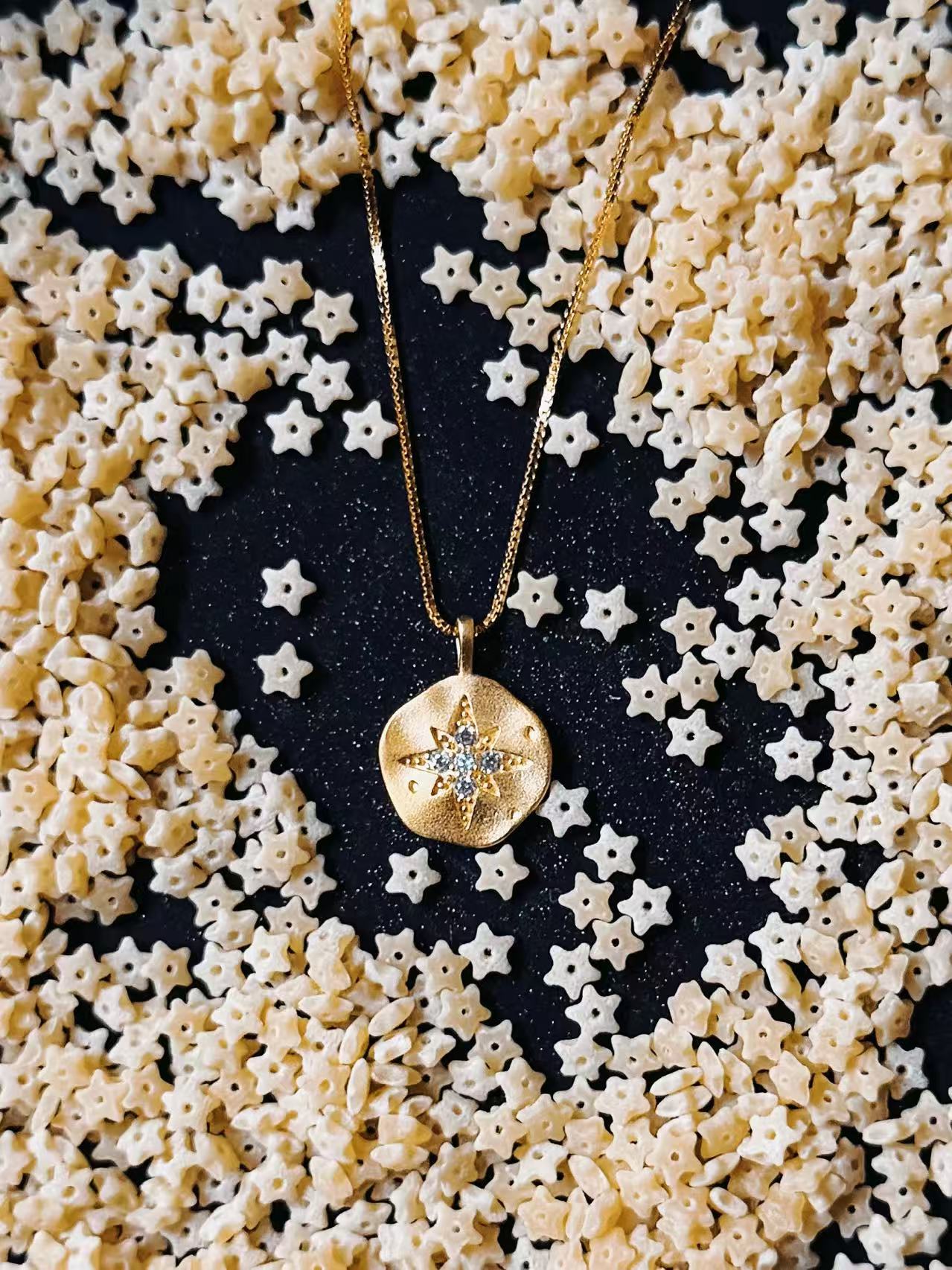 Etoile de Reve · Gold Star Necklace