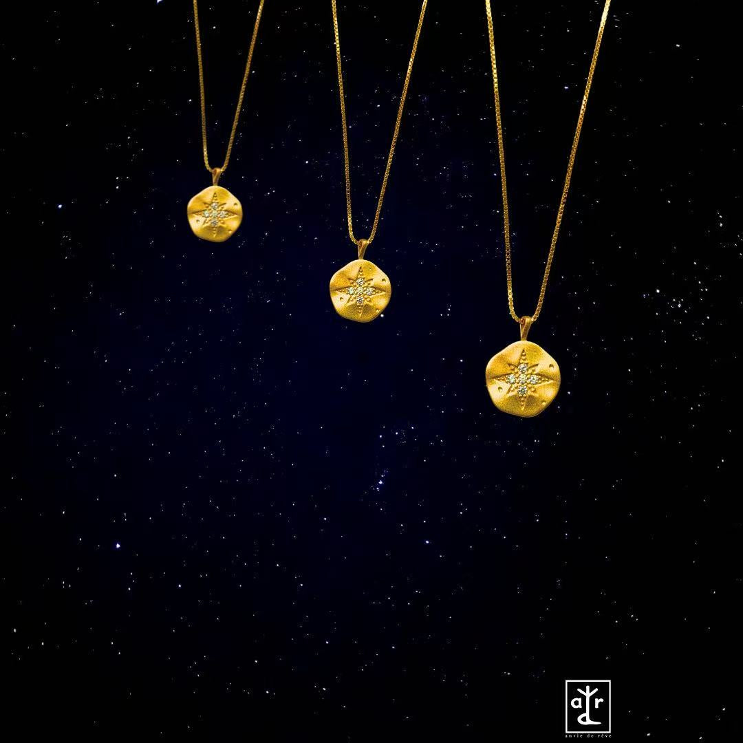 Etoile de Reve · Gold Star Necklace