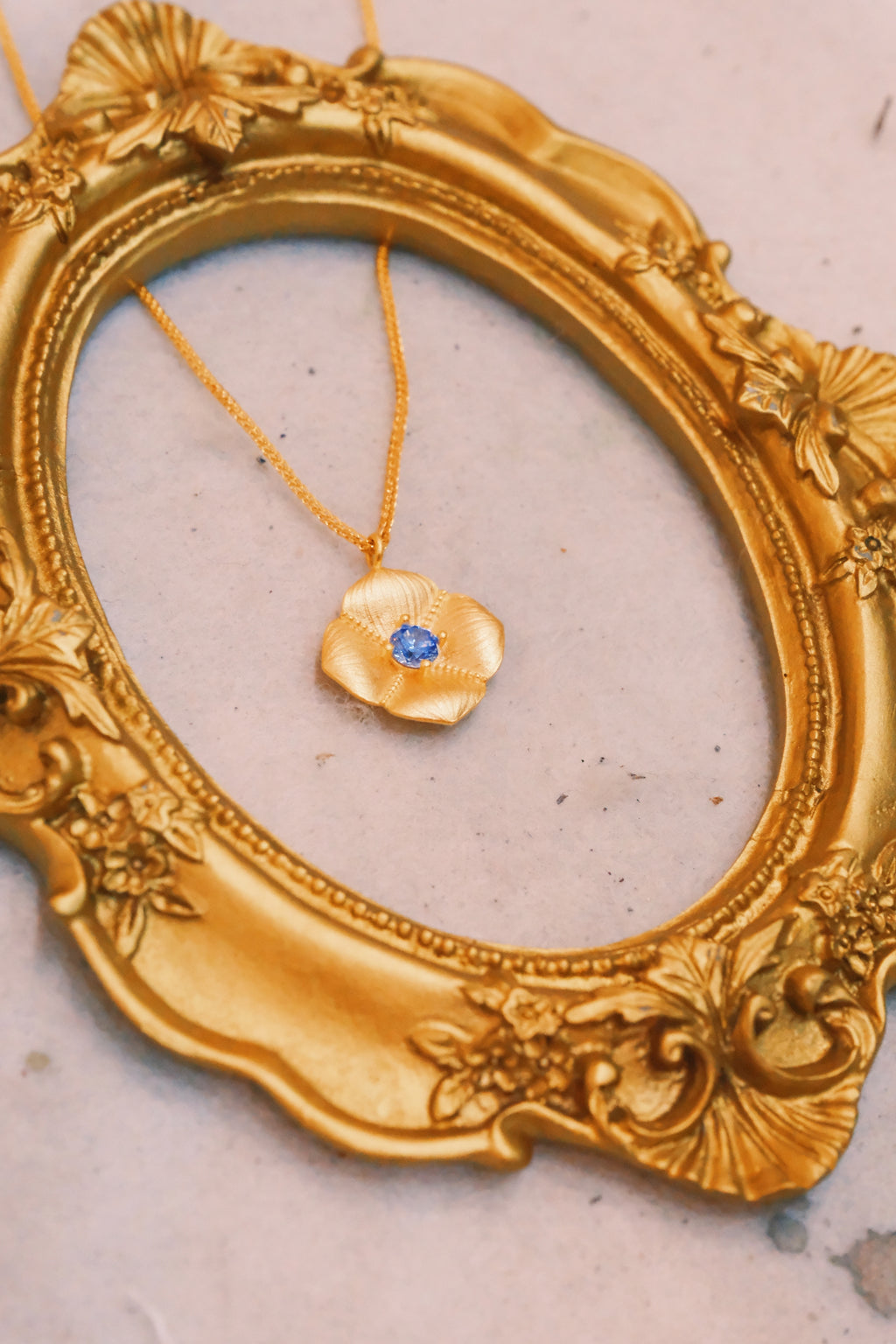 Fleur de Reve · Gold Necklace