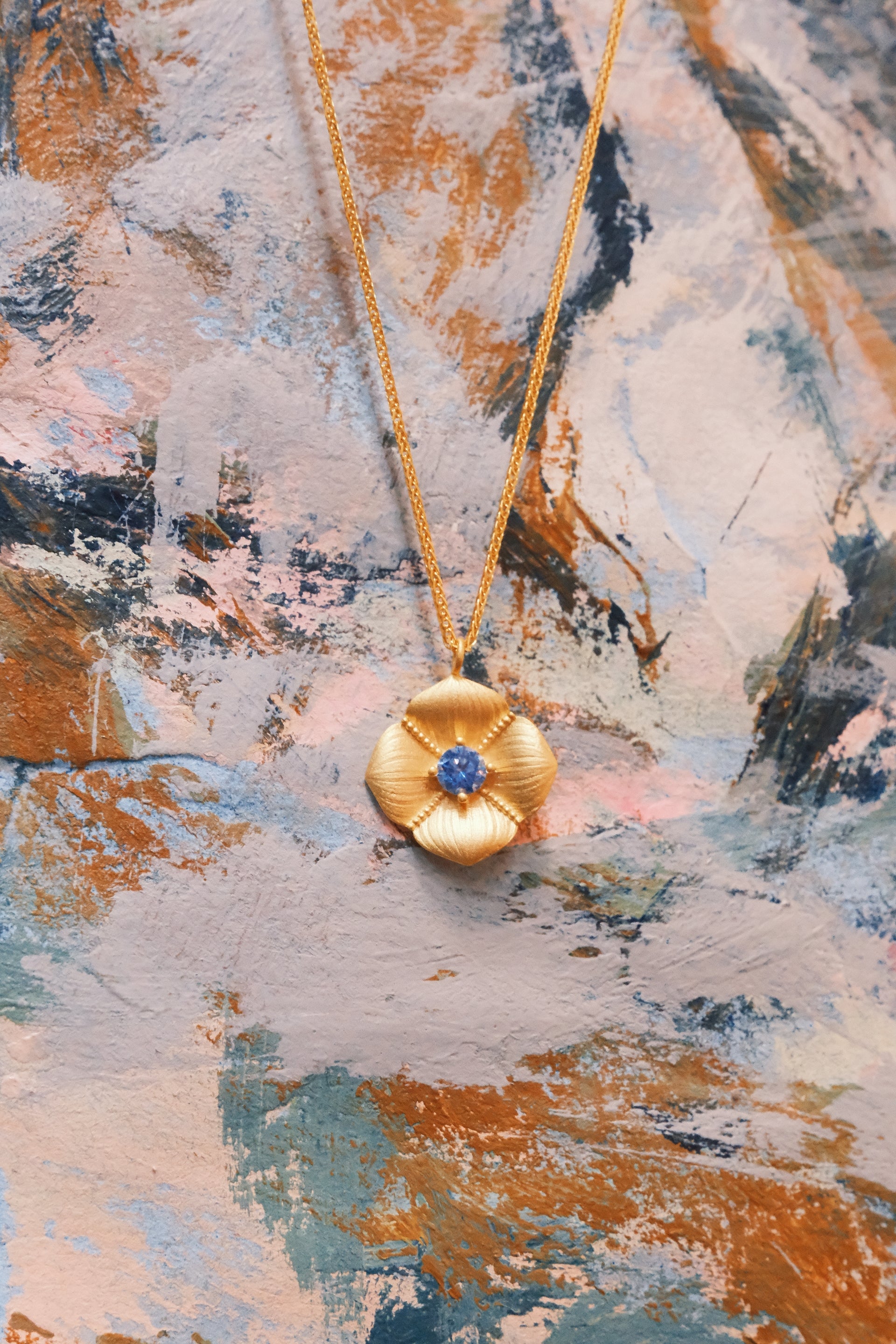 Fleur de Reve · Gold Necklace