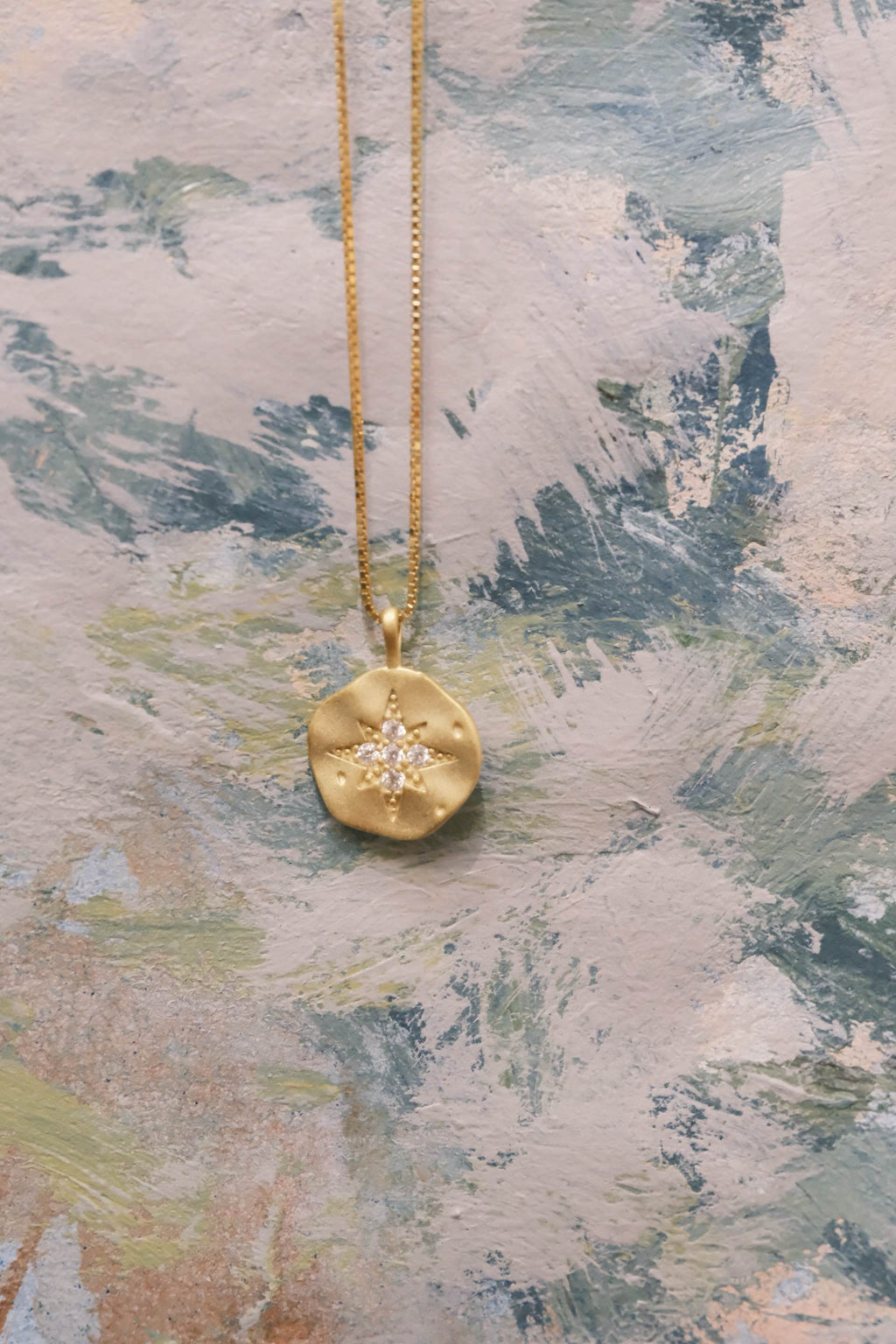 Etoile de Reve · Gold Star Necklace