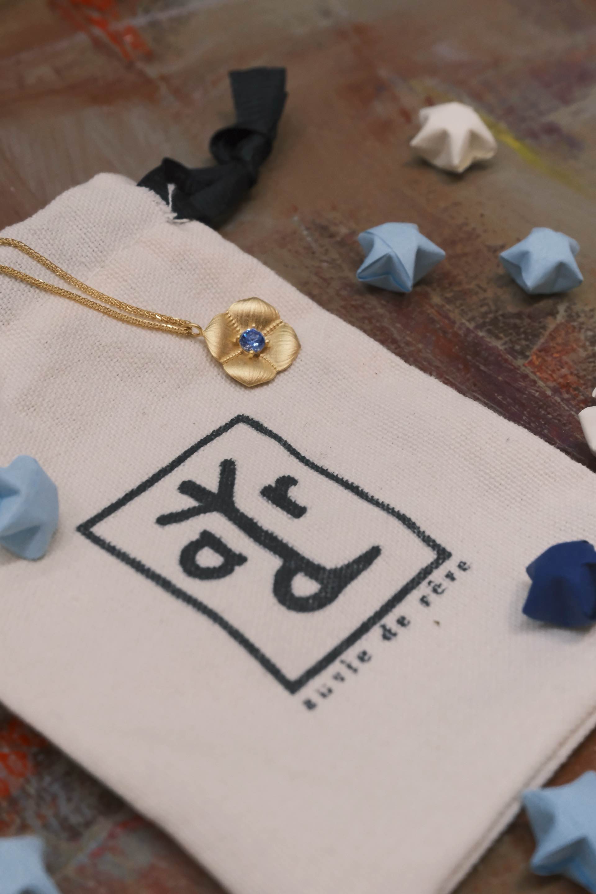 Fleur de Reve · Gold Necklace